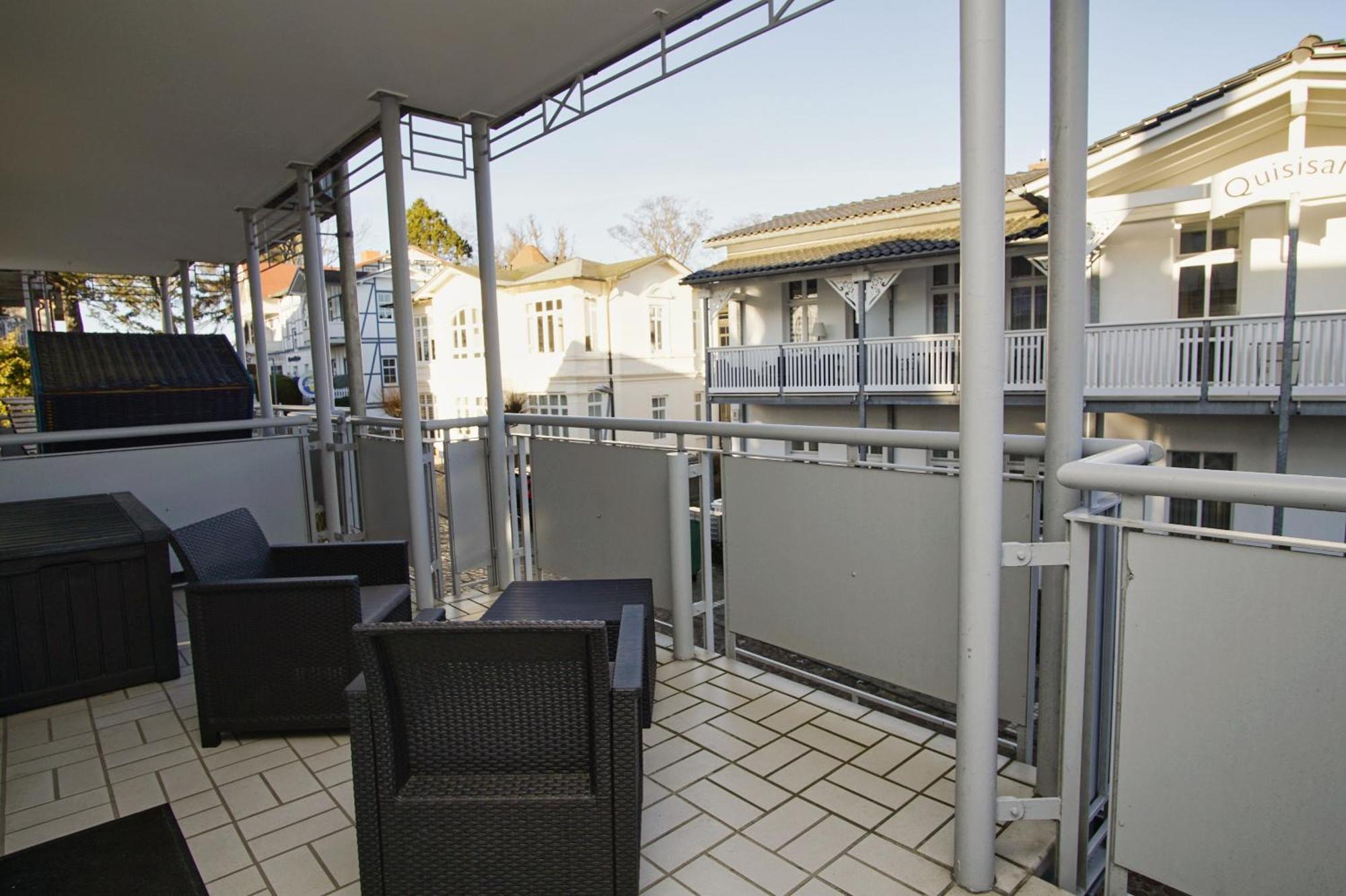 Zentrale Fewo Mit Balkon, Gratis Nutzung Vom Ahoi Erlebnisbad Und Sauna In Sellin - Villa Buskam Fewo 27 Goehren  Ngoại thất bức ảnh